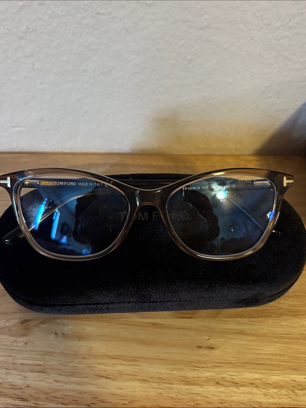 Tom Ford Women’s Cat Eye Glasses TF-5636-B Brown Frames 52-16-140 - Picture 5 of 17